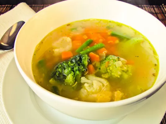 Стол №5. Легкий суп из цветной капусты на диете №5 - рецепт приготовления