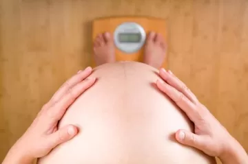 Ожирение матери повышает вероятность рака печени у ребёнка