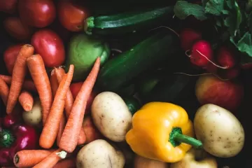 Врач-гепатолог назвала овощи и фрукты, которые приводят к жировой болезни печени