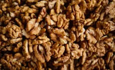 Грецкие орехи улучшают здоровье толстого кишечника и профилактируют рак