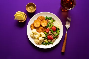 Почему я плохо себя чувствую после еды? 5 возможных причин