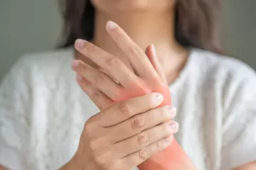 Доктор Вялов рассказал, как уберечь ЖКТ при болезнях суставов