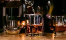 Учёные выяснили, почему даже однократный запой разрушает кишечный барьер