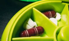 Препараты от изжоги и антибиотики могут вызывать депрессию