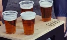 Онколог предупредил о риске рака кишечника при употреблении даже небольших доз алкоголя