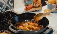 Учёные: Кишечные бактерии защищают нас от «вечных химикатов»