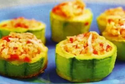 Кабачки, фаршированные рисом, творогом и морковью