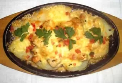 Рыба, запеченная с картофелем