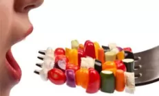 Как прийти в себя после праздников: лечим печень