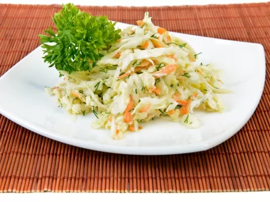 Стол №5. Салат с сельдереем и морковкой - рецепт приготовления