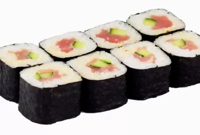 Роллы с рыбой и огурцом