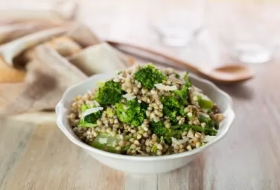 Гречка с овощами и индейкой