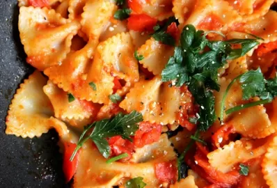 Бантики с овощами