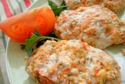 Курино-овощные биточки