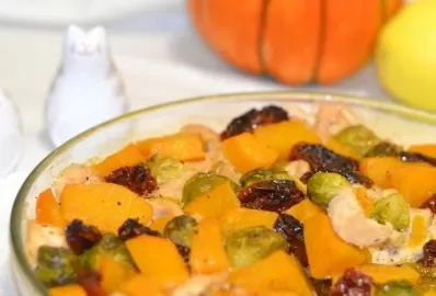 Сочное куриное филе с овощами в духовке