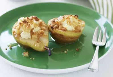 Запеченные груши с творогом