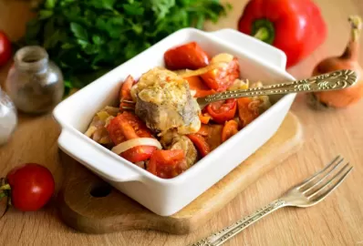 Запеченная рыба с овощами