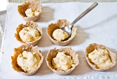 Быстрые корзиночки с творогом