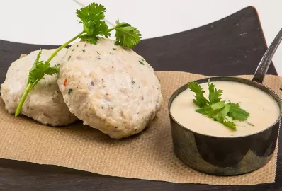 Паровые котлетки из индейки с добавлением корицы