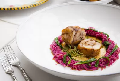 Мини-рулеты из кролика