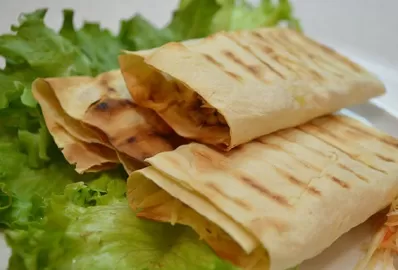 Кулечки из лаваша с кроликом