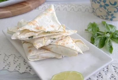 Лаваш с индейкой и творогом