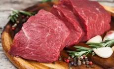 Большое количество красного мяса в рационе увеличивает риск болезней печени