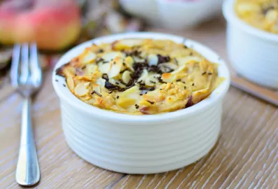 Полезный завтрак: запеченная овсяная каша с яблоками