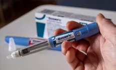 Агонисты рецепторов глюкагоноподобного пептида-1: кому и для чего назначают тот самый «Оземпик»