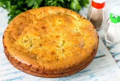 Заливной пирог с картофелем и индейкой