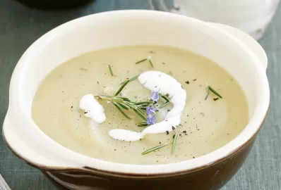 Картофельный суп-пюре с савойской капустой