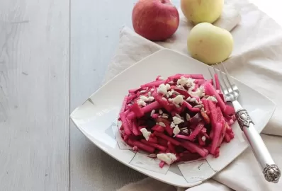 Свекольный салат с яблоками