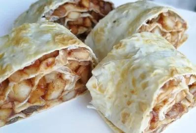 Штрудель с яблоками из лаваша