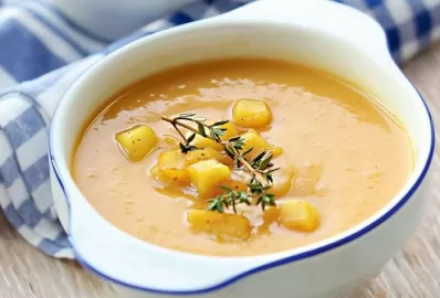 Тыквенный суп с яблоками