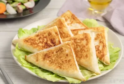 Творожные треугольники из лаваша