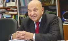 Растягиваем удовольствие. Главный диетолог Минздрава рассказал, что лучше есть в Новый год