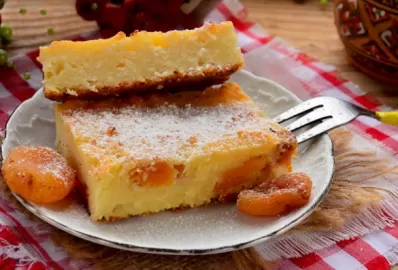 Творожная запеканка с курагой