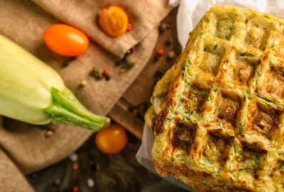 Венские вафли с индейкой и кабачком