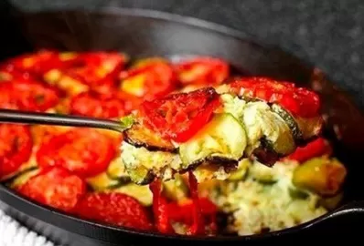 Запеканка с кроликом и овощами