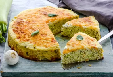 Диетическая кабачковая запеканка с творогом