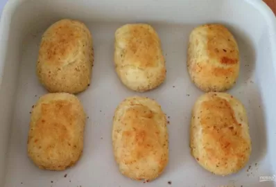 Картофельные зразы с фаршем в духовке