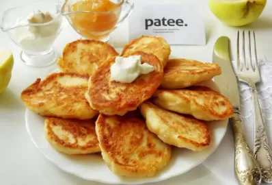 Мультизлаковые сырники с яблоком