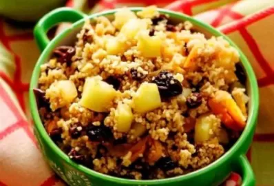 Кускус с яблоком, сельдереем и стручковой фасолью