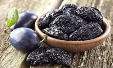 Чернослив снижает риск развития рака кишечника