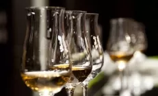 Алкоголь назвали главной причиной смерти молодых мужчин в России